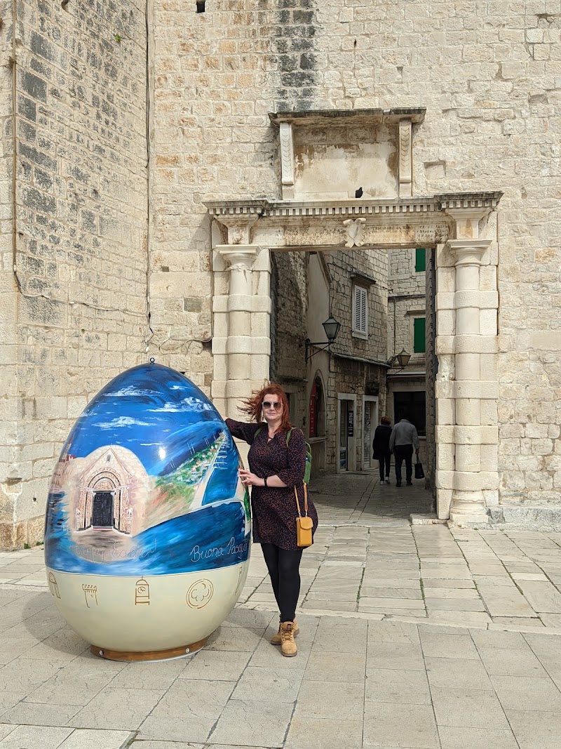 South Gate - South Gate, Obala bana Berislavića, 21220, Trogir, Croatia