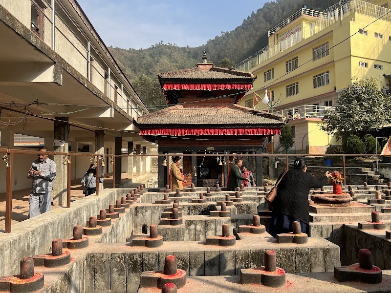 Doleshwar Mahadev Temple - Doleshwar Mahadev Temple JCQQ+G9V, Suryebinayak - Doleswor Rd, Suryabinayak 45200, Nepal