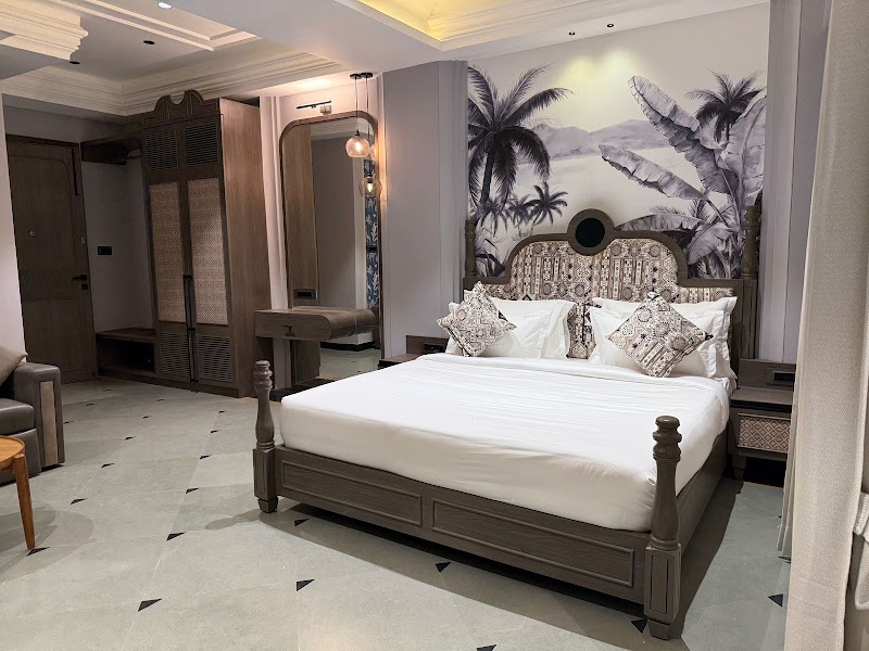 The Luxury Tiger