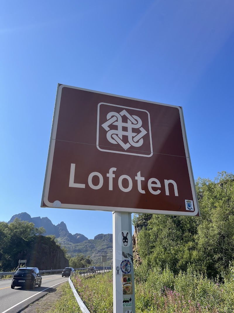 Nasjonal turistveg Lofoten - scenic route Lofoten - start/end - Nasjonal turistveg Lofoten - scenic route Lofoten - start/end, E10, 8326 Myrland, Norway