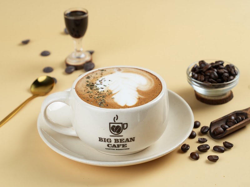 Big bean cafe - Big bean cafe 43/1 (Old No : 54 ). 2nd Main Road, 40th Cross Rd, 8th Block, Jayanagar, Bengaluru, Karnataka 560082, India