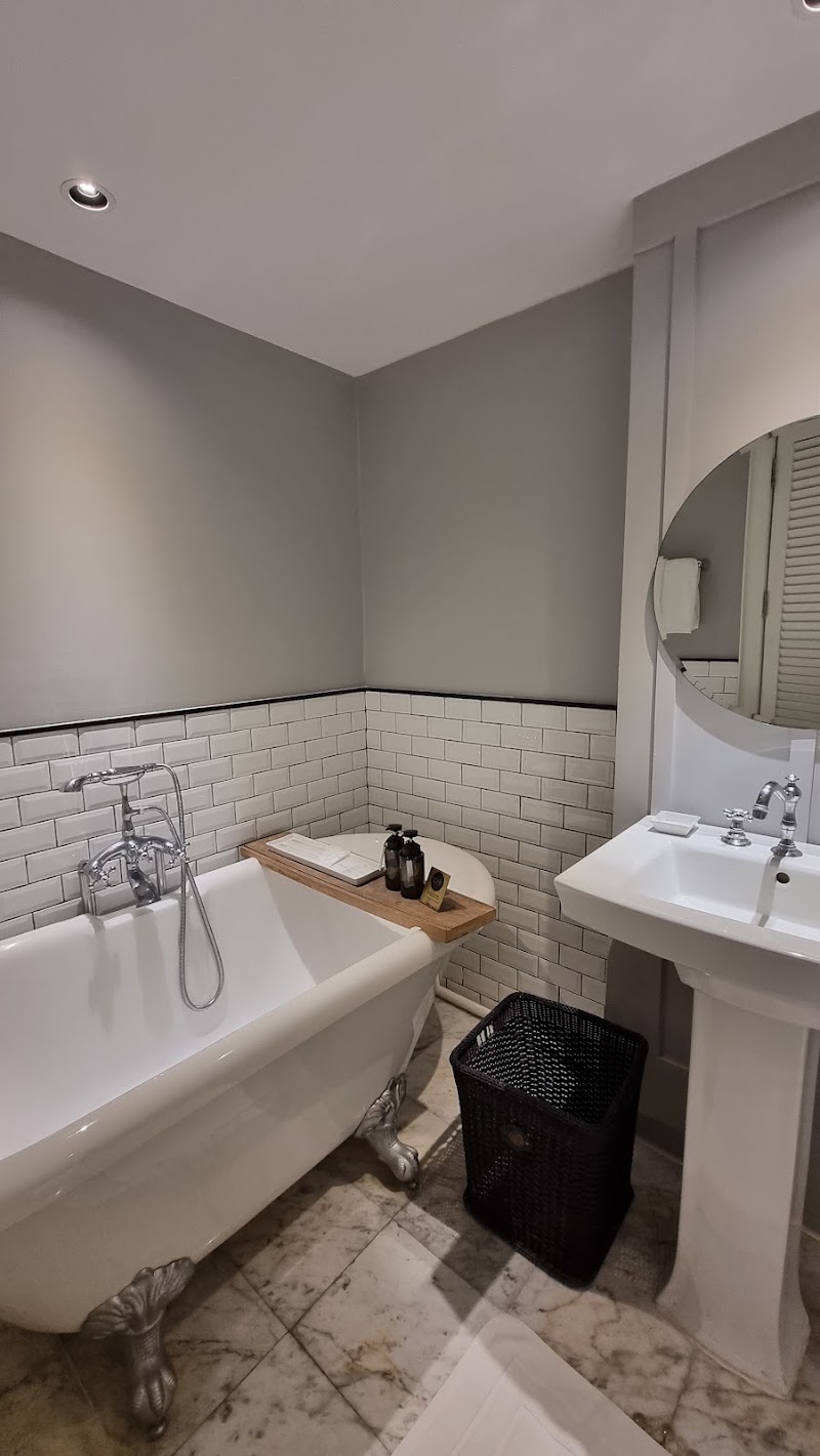Marwin Villa Hotel - Marwin Villa Hotel, ชั้น 4 37 Soi Phetchaburi 15, Khwaeng Thanon Phaya Thai, Khet Ratchathewi, Krung Thep Maha Nakhon 10400, Thailand