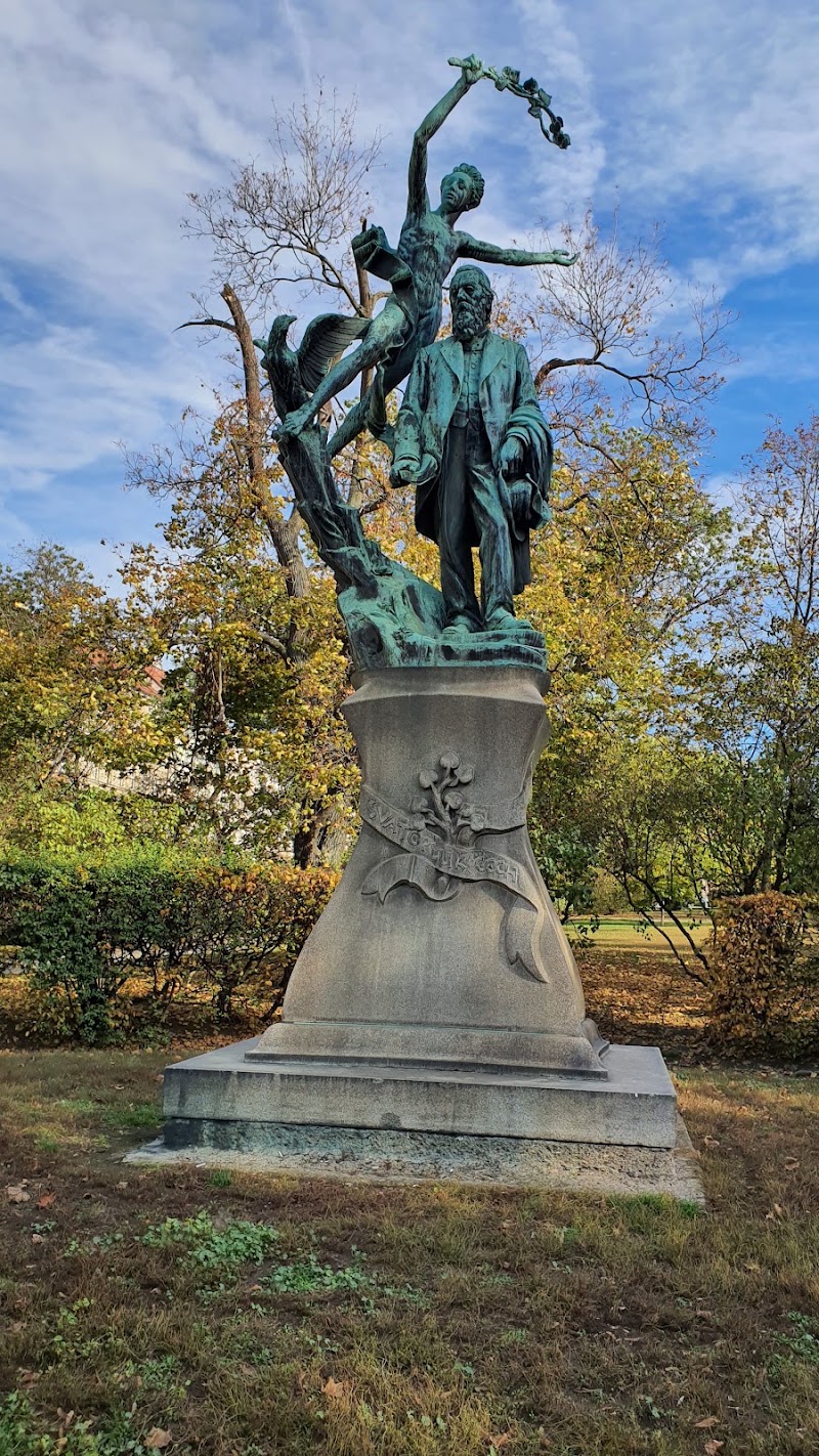 Sady Svatopluka Čecha - Sady Svatopluka Čecha Vinohrady, 120 00 Praha 2, Czechia