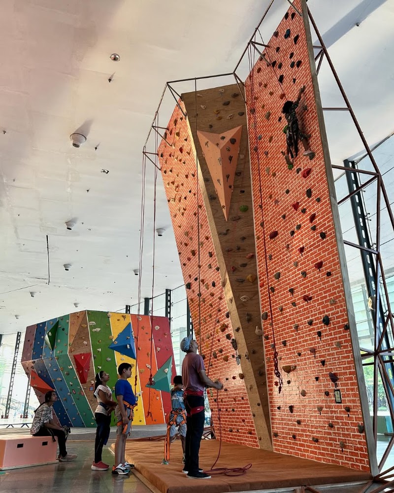 Delhi Rock - Delhi Rock Squash and Badminton Stadium, Siri Fort Rd, Siri Fort, New Delhi, Delhi 110049, India