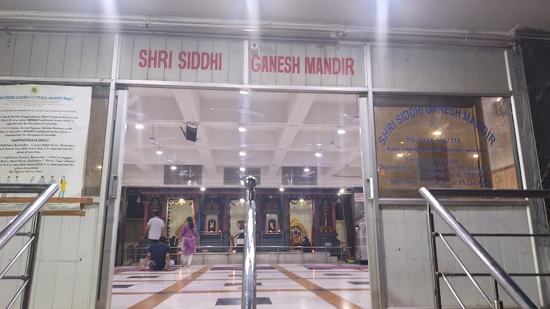 Shri Siddhi Ganesh Mandir - Shri Siddhi Ganesh Mandir Plot No, 4502, Shri Ganesh Mandir Marg, near Bihari Market, Sector 28, DLF Phase IV, Gurugram, Haryana 122002, India