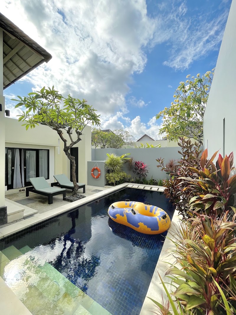 The Seminyak Suites Private Villas - The Seminyak Suites Private Villas Jl. Raya Seminyak No.17, Seminyak, Kec. Kuta, Kabupaten Badung, Bali 80361, Indonesia