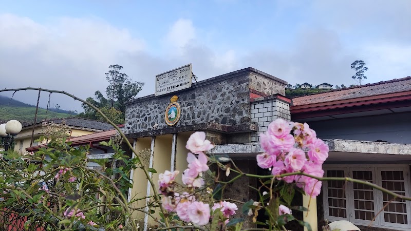 ක කාමර - නානුඔය දුම්රිය ස්ථානය | ஓய்வு அறைகள் - நானுஓயா புகையிரத நிலையம் - ක කාමර - නානුඔය දුම්රිය ස්ථානය | ஓய்வு அறைகள் - நானுஓயா புகையிரத நிலையம், WPRR+3PJ, Avissawella - Hatton - Nuwara Eliya Hwy, Nanuoya 22150, Sri Lanka