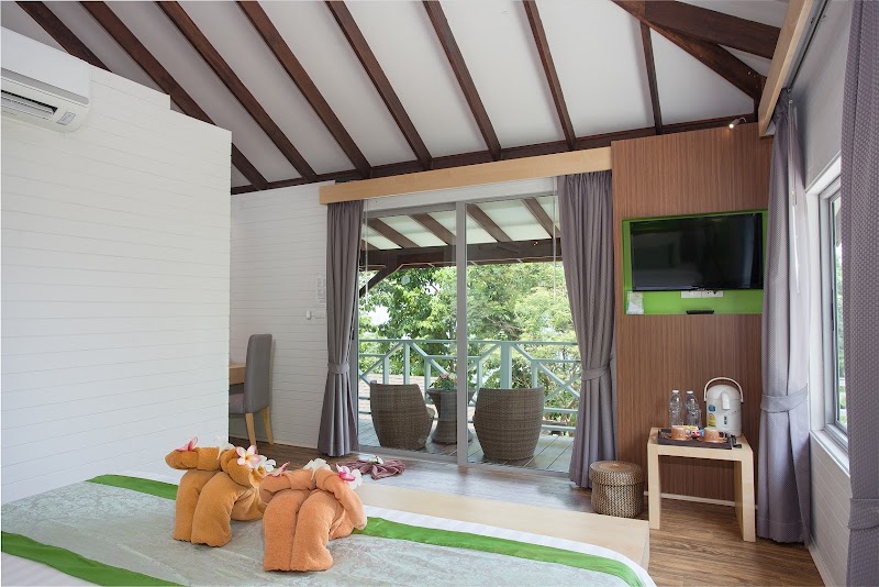 Phi Phi Natural Resort - Phi Phi Natural Resort, 53 หมู่ที่ 8 53 หมู่ที่ 8 แหลมทอง เกาะพีพี Tambon Ao Nang, Amphoe Mueang Krabi, Chang Wat Krabi 81000, Thailand