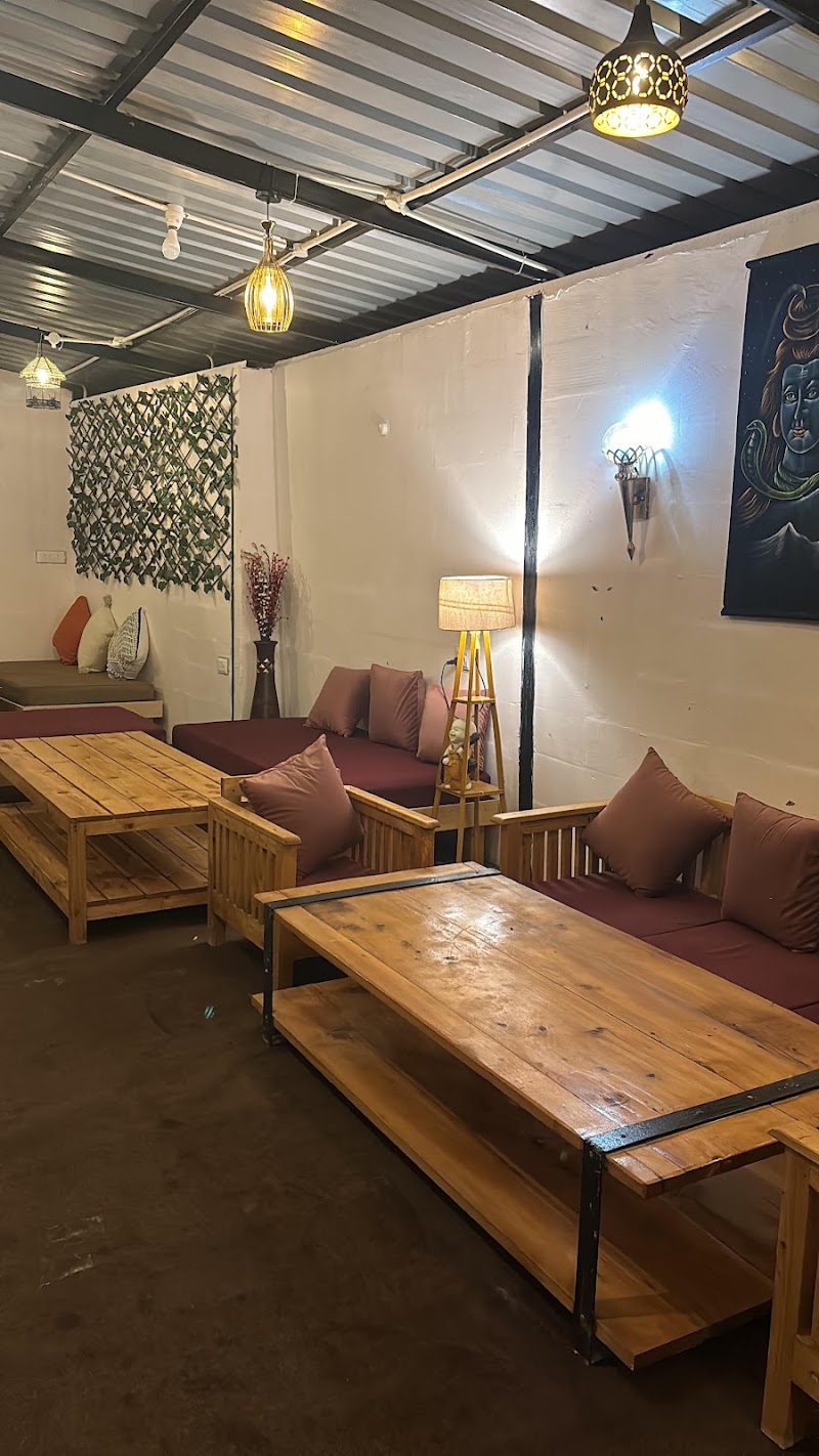 Pinaka Cottages and Cafe - Pinaka Cottages and Cafe H9G8+VF, Jibhi, Himachal Pradesh 175123, India