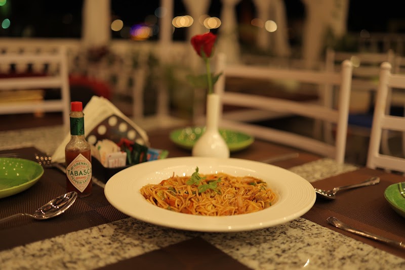 South Grills Rooftop Restaurant - South Grills Rooftop Restaurant 16, Bajarang Marg, Ghat Road, Outside Chandpole, Ambrai, Ambamata, Udaipur, Rajasthan 313004, India