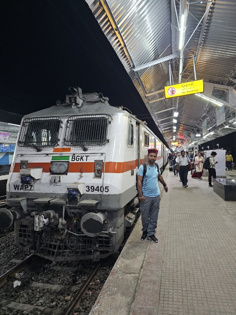 Veraval Junction railway station - Veraval Junction railway station, W96C+Q9X, Veraval, Gujarat 362265, India