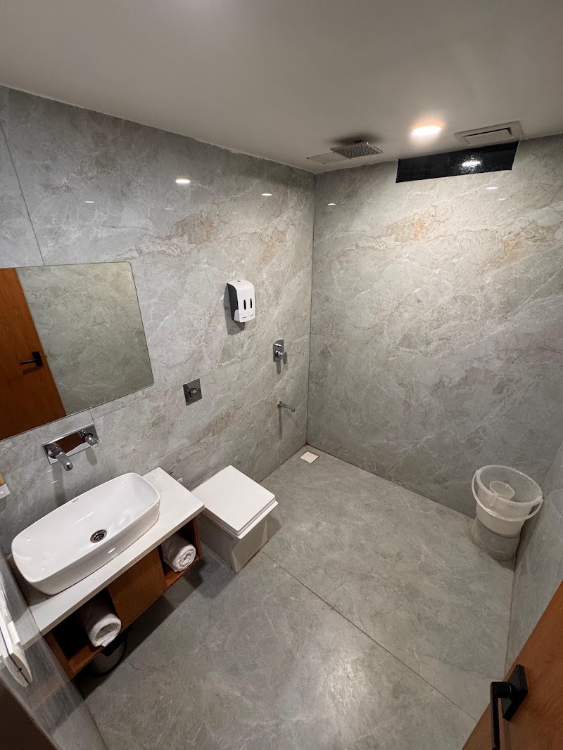 Hotel Madhukta Inn Somnath - Hotel Madhukta Inn Somnath, Somnath Bypass Rd, near Somnath Railway station, Prabhas Patan, Somnath, Gujarat 362268, India