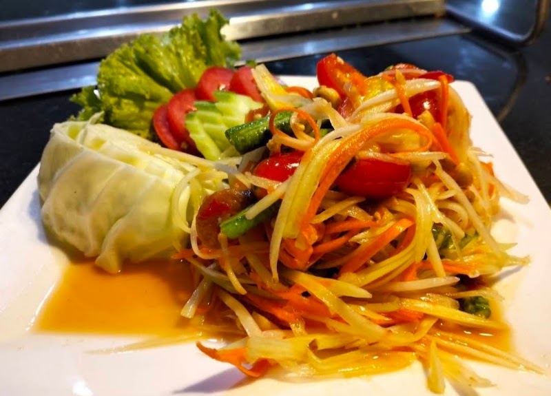 Som’s Kitchen - Som’s Kitchen Sunwing Kamala Beach 99/66 Moo#3, Kammala - Patong Rd, กมลา อำเภอกะทู้ ภูเก็ต 83150, Thailand