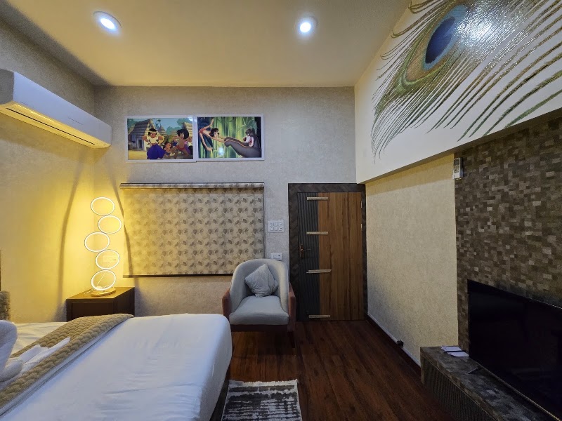 Vraj Homestay Vk - Vraj Homestay Vk, 303,304, S/1, Kailash Nagar, Vrindavan, Mathura, Uttar Pradesh 281121, India