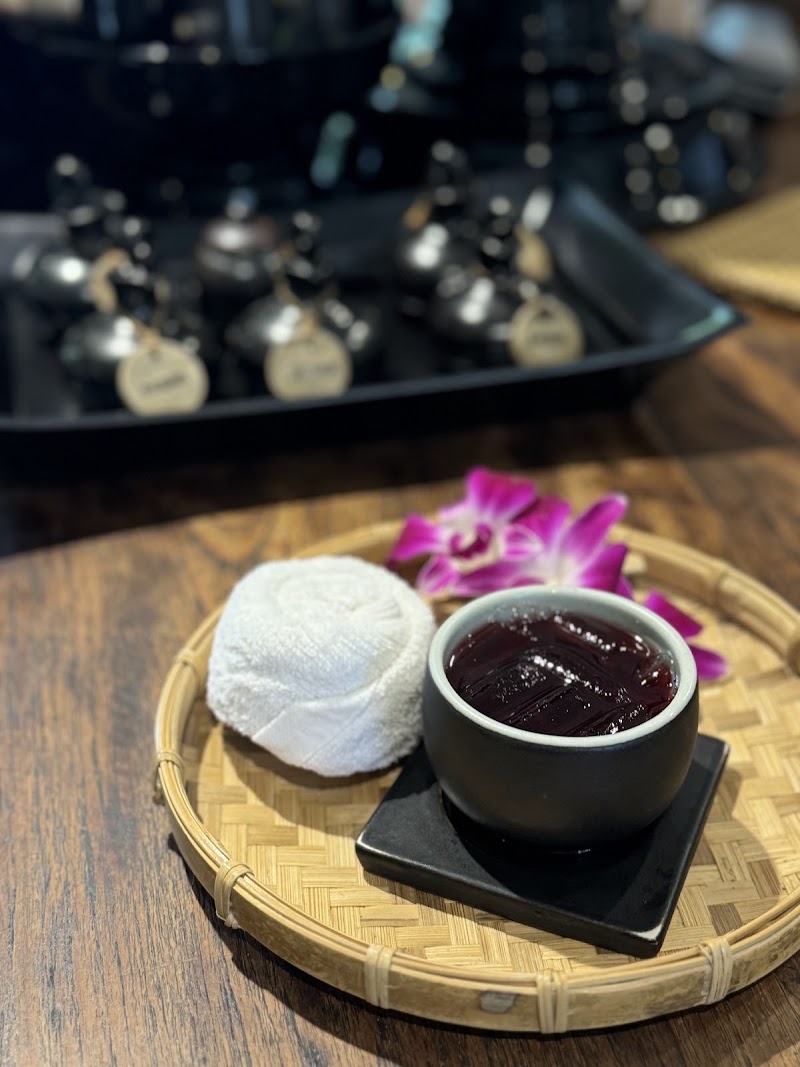 ฟ้าล้านนา สปา เมืองเก่า - Fah Lanna Spa - Old City - ฟ้าล้านนา สปา เมืองเก่า - Fah Lanna Spa - Old City 57, 57/1 Wiang Kaew Rd, Tambon Si Phum, Amphoe Mueang Chiang Mai, Chang Wat Chiang Mai 50200, Thailand