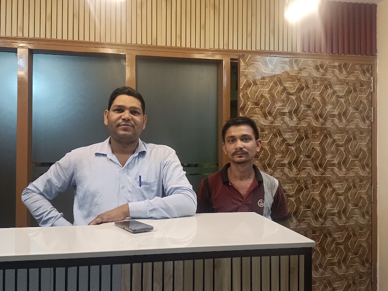 Elvok Hotels - Sector 62 - Elvok Hotels - Sector 62 CH-10, near Fortis Hospital, Rasoolpur Nawada, Industrial Area, Sector 62, Noida, Uttar Pradesh 201309, India