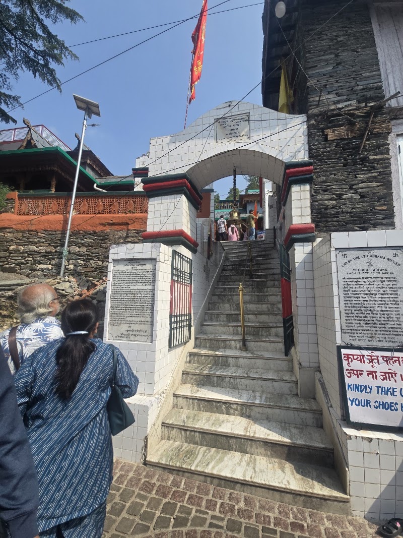 Bhagsu Nag Temple - Bhagsu Nag Temple 68VM+PQF, Manisha Rd, Bhagsu Nag, Dharamshala, Himachal Pradesh 176216, India