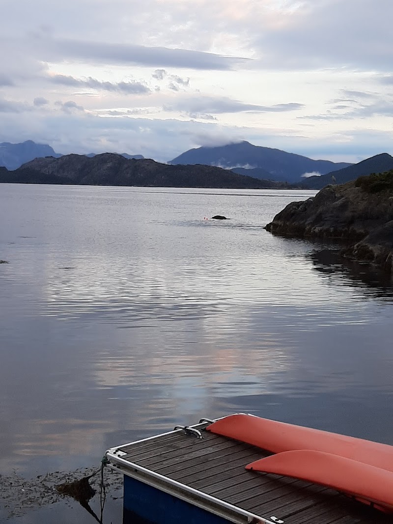 Florø Rorbu - Florø Rorbu Furuholmen 1, 6908 Florø, Norway