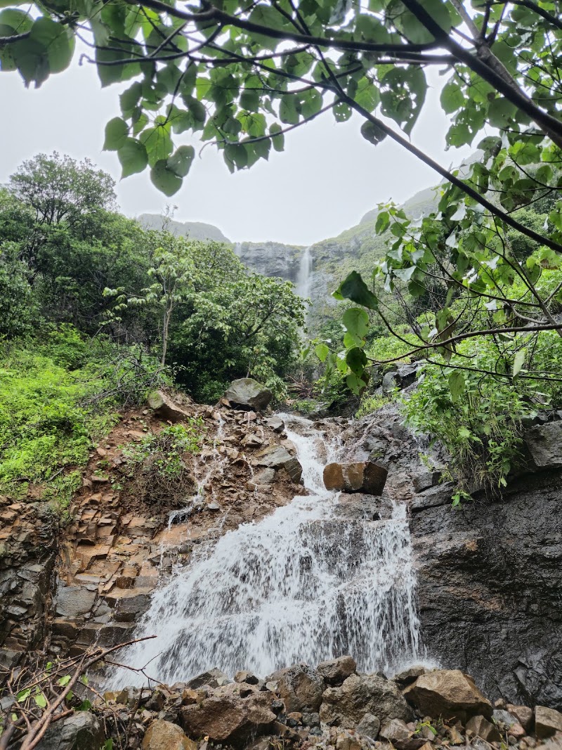 Plus Valley View Point - Plus Valley View Point, FCG8+WW4, Tamhini Ghat Rd, Nive, Maharashtra 412108, India