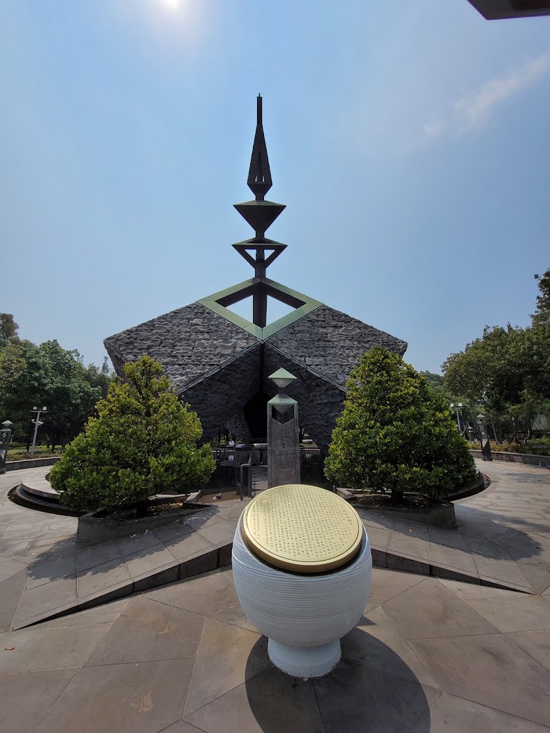 228 Peace Monument - 228 Peace Monument, Zhongzheng District, Taipei City, Taiwan 100