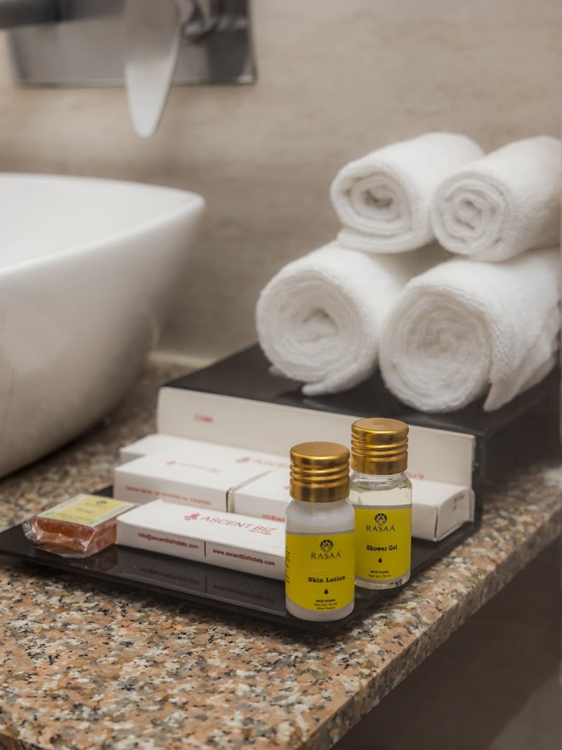Hotel Ascent Biz - Hotel Ascent Biz Plot No.127, Khoda Road, opposite Barclays, Industrial Area, Sector 62, Noida, Uttar Pradesh 201309, India