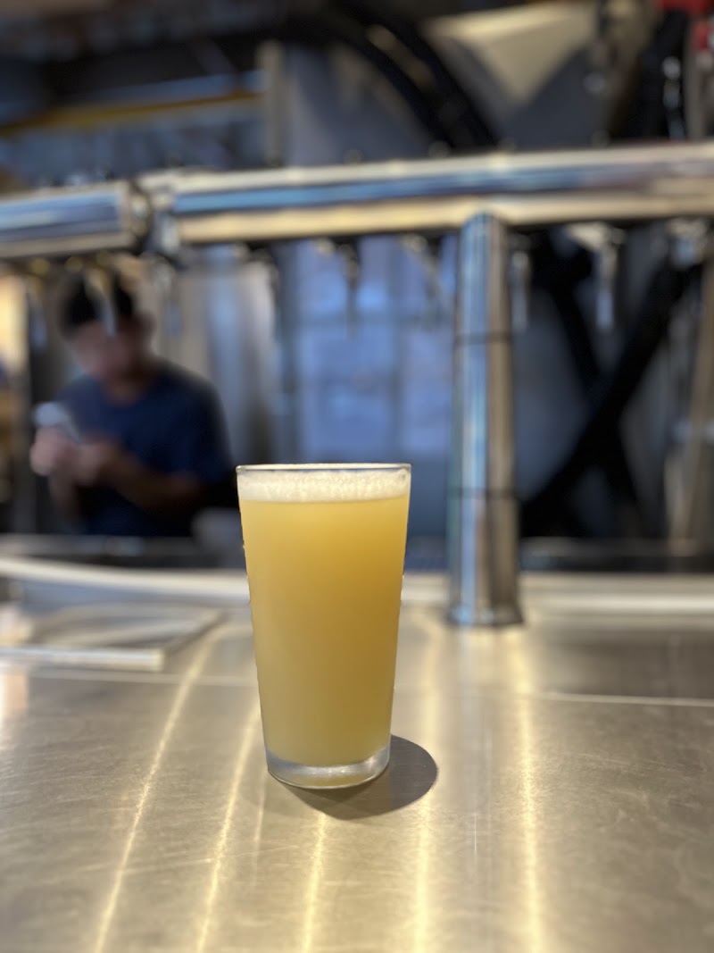 Welcome Ren Min – Craft Brewery Taproom - Welcome Ren Min – Craft Brewery Taproom 1 Kadayanallur St, Unit No. 01-33 Maxwell Food Centre, Singapore 069184