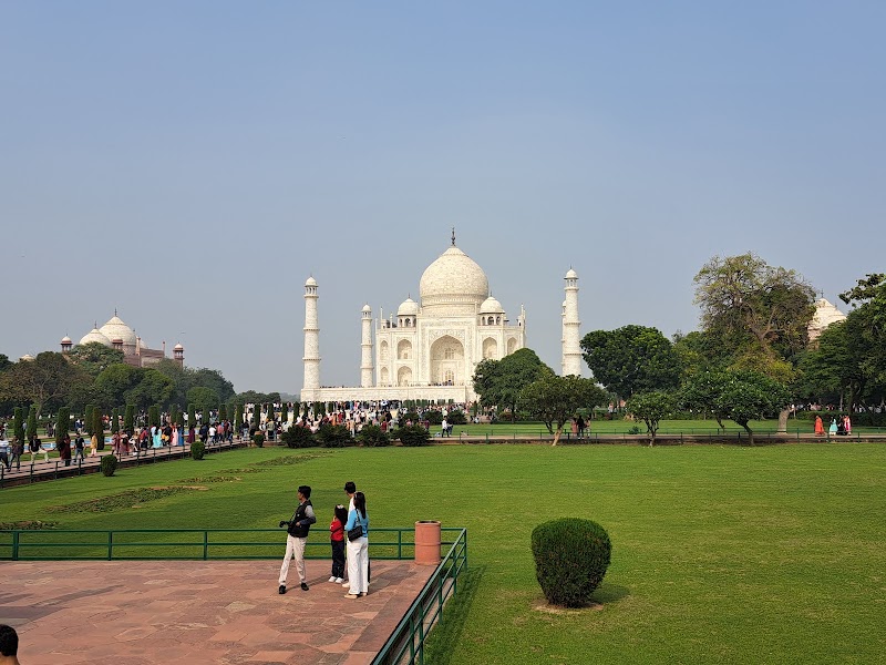 Tour Guide Delhi - Tour Guide Delhi, F 336, Old M B Road, Chatri Wala Kuan, Lado Sarai, New Delhi, Delhi 110030, India