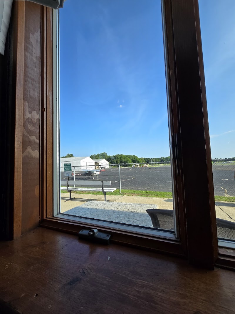 Runway Cafe - Runway Cafe, 68 Stacy Haines Rd, Lumberton Township, NJ 08048, USA