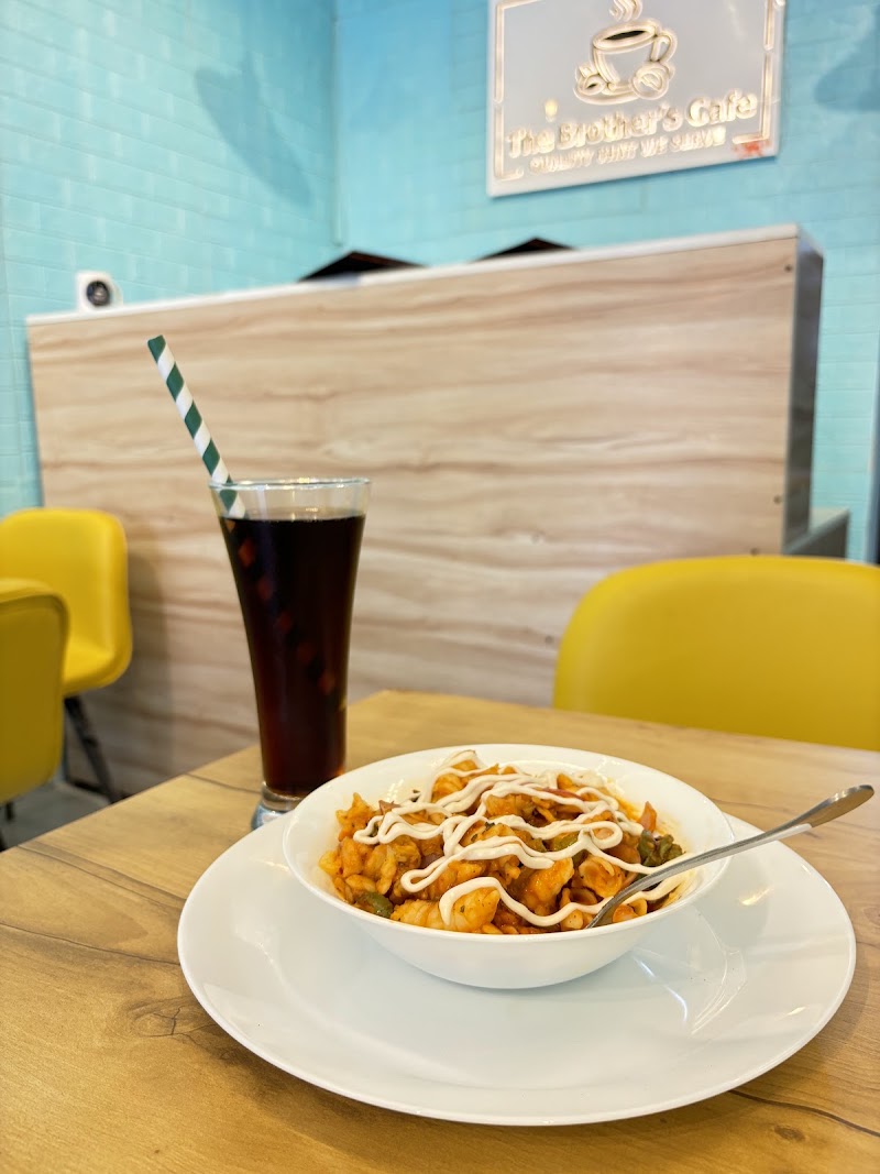 The Brother's Cafe - The Brother's Cafe housing complex, Plot no 292A, Old Palam Rd, Raju Enclave, Sector 15 Dwarka, Kakrola, Delhi, 110078, India