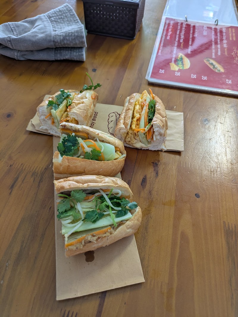 Vegetarian bread - Bánh Mì Chay Since 1998 - Homemade Dumplings - Vegetarian bread - Bánh Mì Chay Since 1998 - Homemade Dumplings 50b P. Quán Sứ, Hoàn Kiếm, Hà Nội, Vietnam