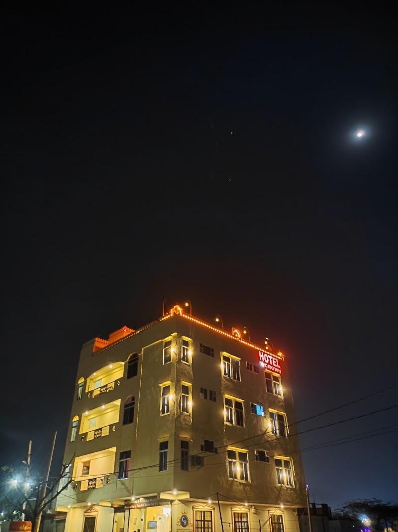 Hotel Crown Amer