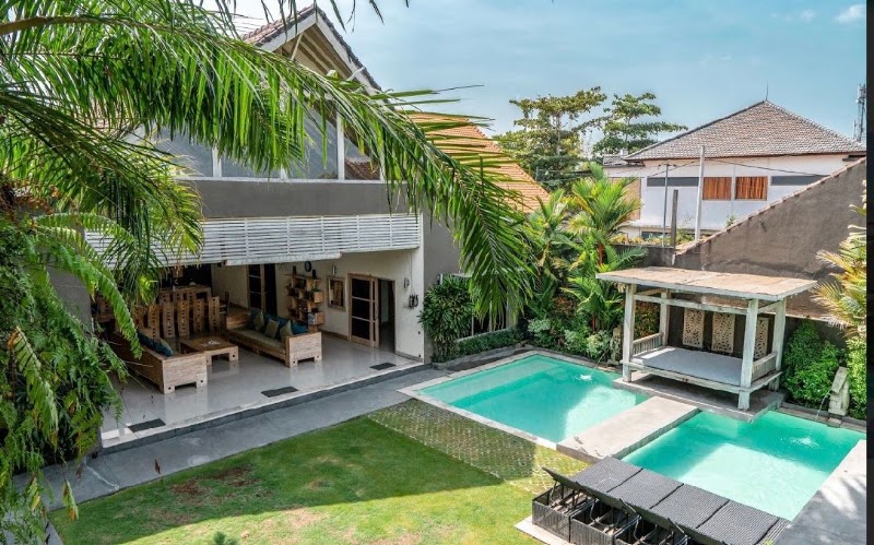 Villa Besar seminyak bali villas