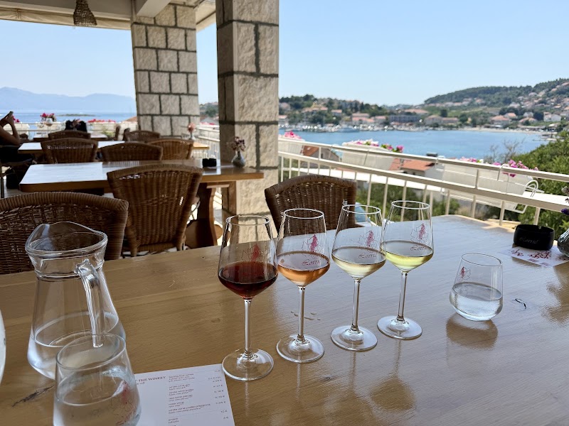 Lovrić Winery - Lovrić Winery, Lumbarda 217, 20263, Lumbarda, Croatia