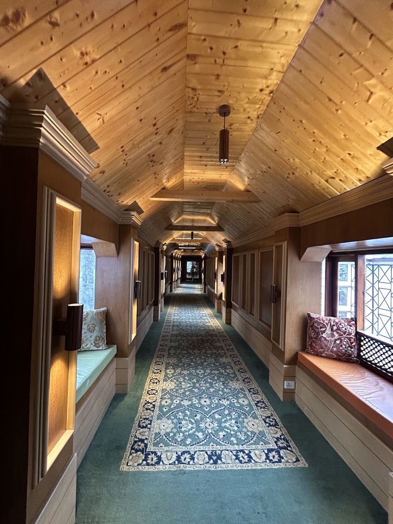 Hotel Royal Castle | 4 Star Hotel in Gulmarg Kashmir - Hotel Royal Castle | 4 Star Hotel in Gulmarg Kashmir Gulmarg Road, Gulmarg, Nagbal, 193403
