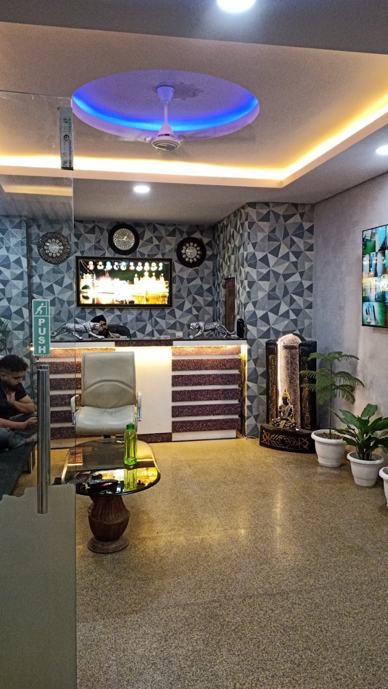 The Town House - The Town House 20, U 59 Rd, U Block, DLF Phase 3, Sector 24, Gurugram, Haryana 122010, India