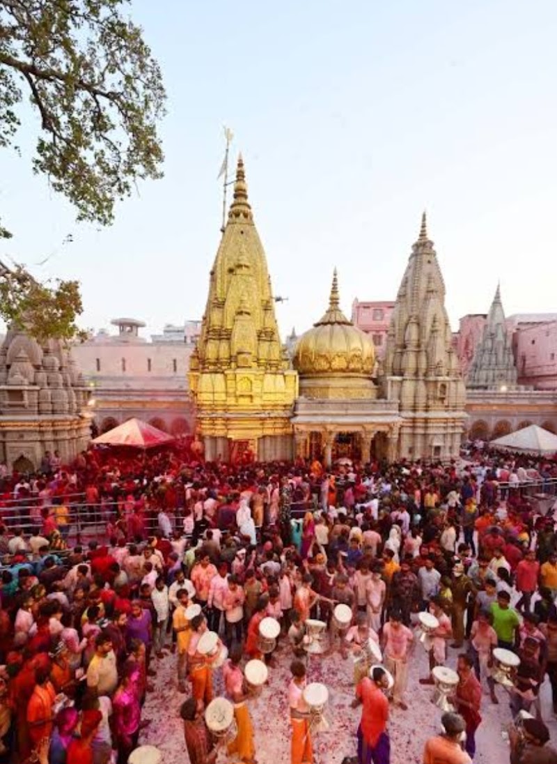 Shri Kashi Vishwanath Jyotirlinga Mandir Parisar - Shri Kashi Vishwanath Jyotirlinga Mandir Parisar 31-24, Gyanvapi Main Road Vishalaks, Kashi Lahori Tola Near Ganpati Guest House Meer Ghat, Ghats of Varanasi, Lahori Tola, Varanasi, Uttar Pradesh 221001, India