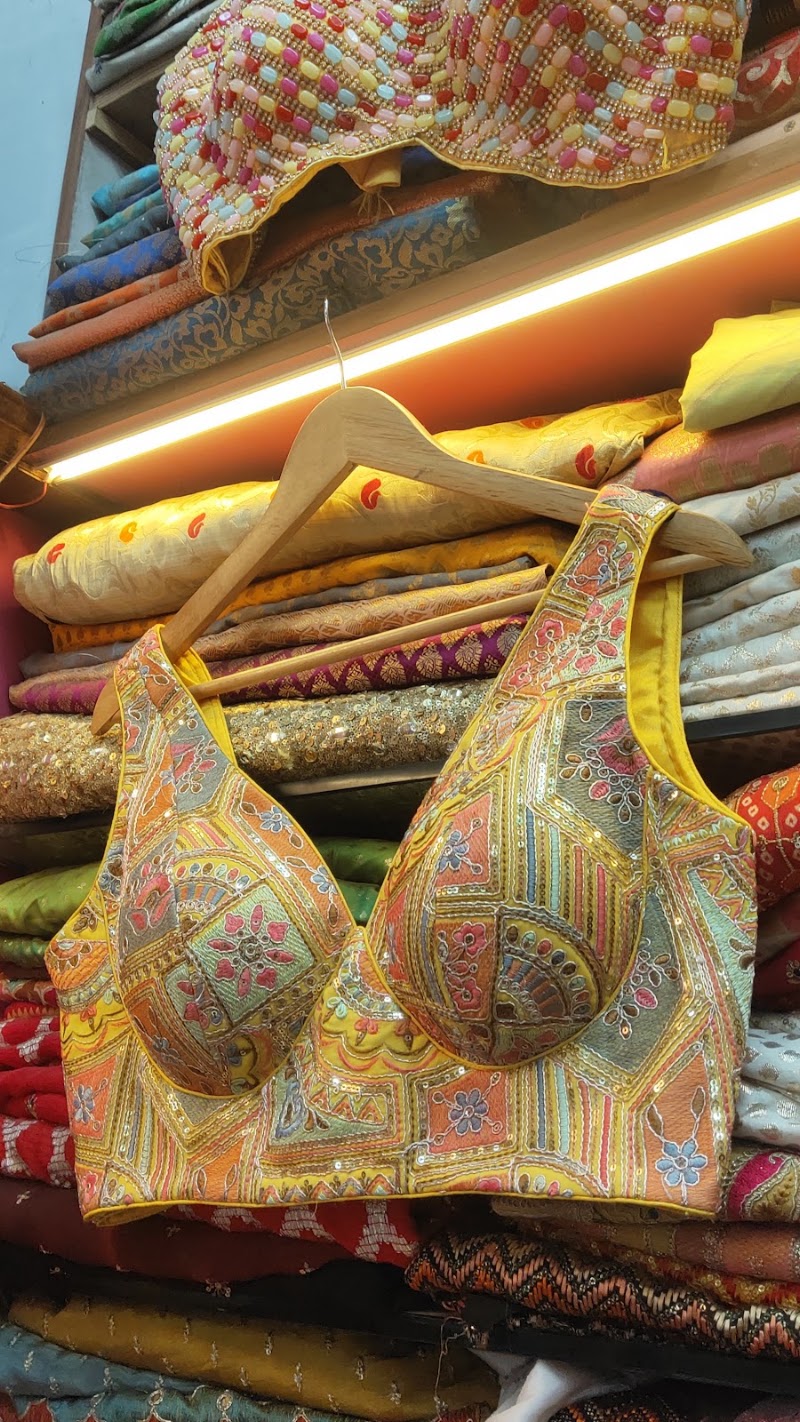 Anita Boutique - Anita Boutique GF-167, Vyapar Kendra Rd, Block C, Sushant Lok Phase I, Sector 43, Gurugram, Haryana 122009, India
