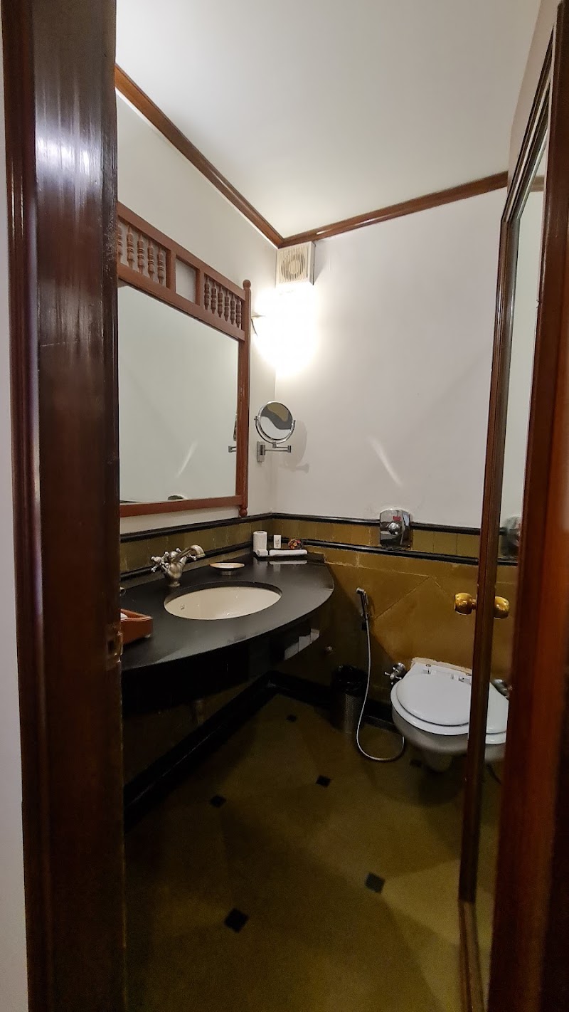 The Naini Retreat, Nainital - The Naini Retreat, Nainital Ayarpatta, Slopes, Mallital, Nainital, Uttarakhand 263001, India
