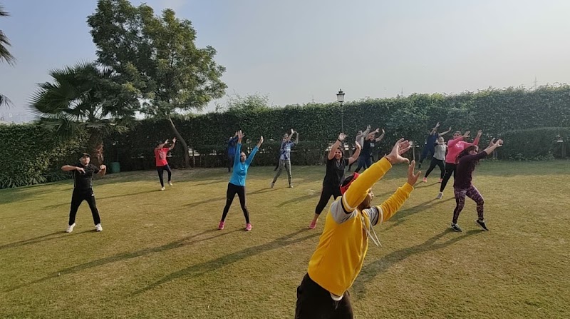 DVC Dance & Fitness Studio - DVC Dance & Fitness Studio Basement :- House No :-166, near Gayatri Mandir, Urban Estate, Sector 40, Gurugram, Haryana 122001, India
