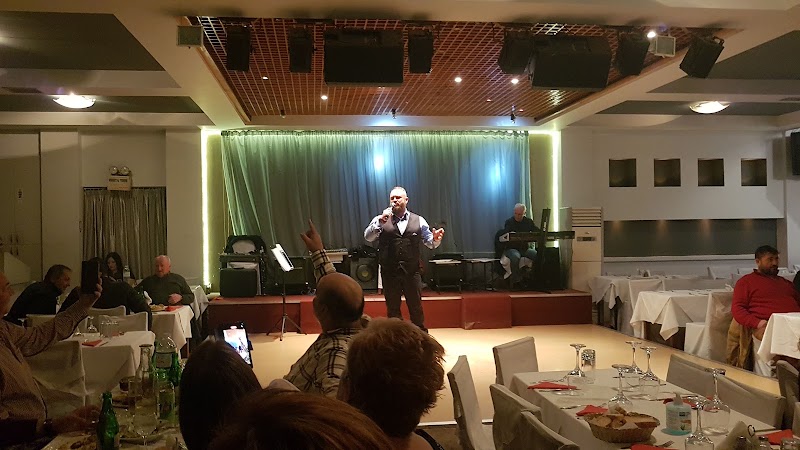 Αίθουσα εκδηλώσεων "Νέο κάστρο" - Αίθουσα εκδηλώσεων "Νέο κάστρο" Ymittos 172 37, Greece