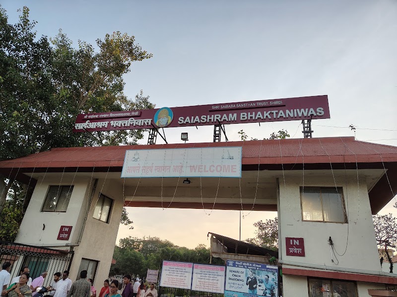 Sai Ashram Bhaktaniwas - Sai Ashram Bhaktaniwas Tal, Shirdi, Maharashtra 423109, India
