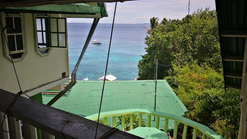 Liberty's Community Lodge and Dive Resort - Liberty's Community Lodge and Dive Resort, Road, 37H9+7FP, Dauin, Negros Oriental, Philippines