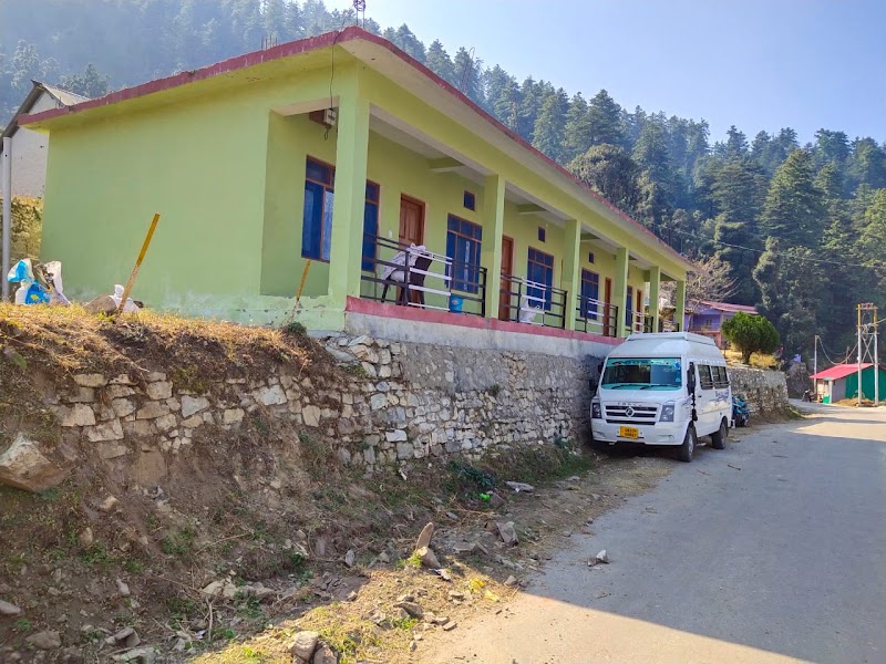 Sankri Surya Retreat - Sankri Surya Retreat, Mori-Sankari Rd, Saur, Sidri, Uttarakhand 249128, India