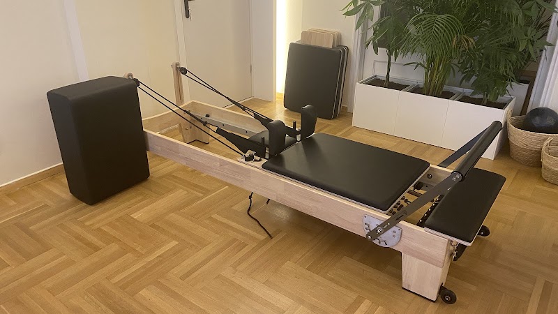 Wellness Wave - Wellness Wave, Didotou 38, Athina 106 80, Greece