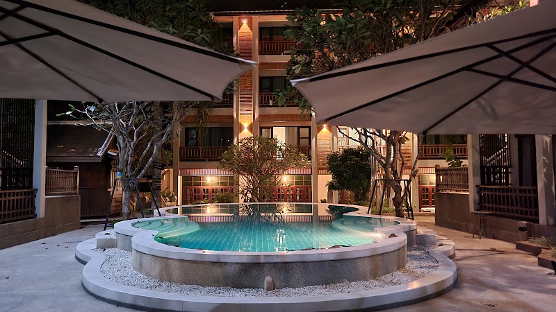 Angthong Hotel - Angthong Hotel, V4FH+34W, Lao-Thai Friendship Road, Luang Prabang, Laos