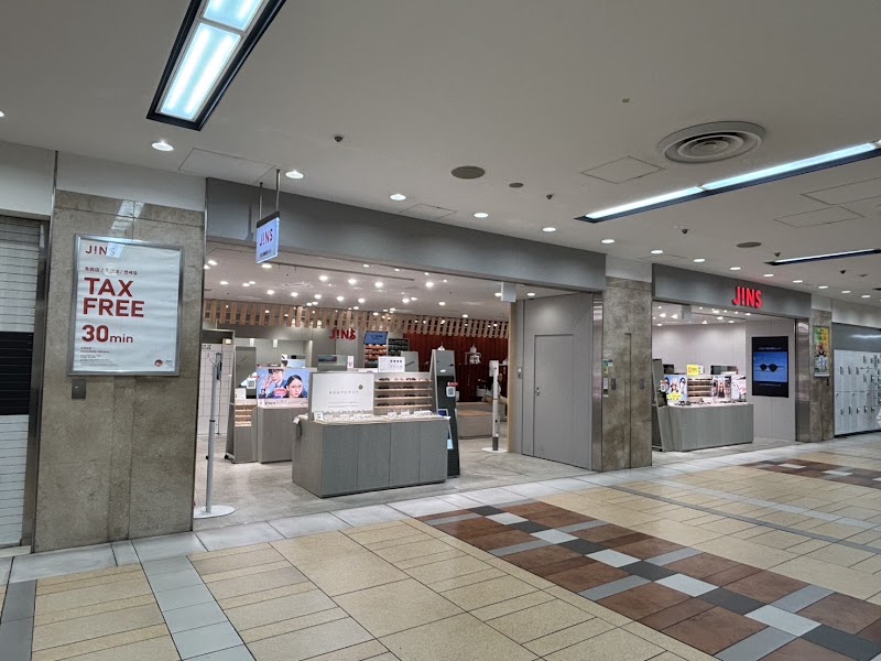 JINS Tokyo Station Gransta Yaesu