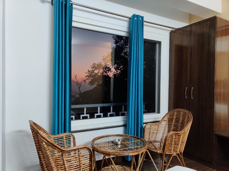 Macquary inn, Home stay - Macquary inn, Home stay NEAR HAMPTON COURT SCHOOL, below ropeway, Jhula Ghar, The Mall Road, Mussoorie, Uttarakhand 248179, India