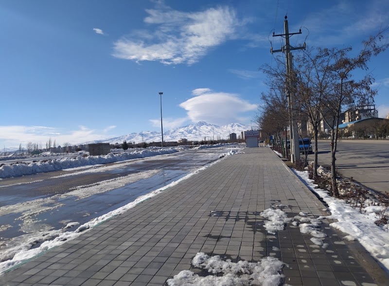 shorabil parking place - shorabil parking place, Ardabil Province, Ardabil, Milad highway, 679R+PVF, Iran