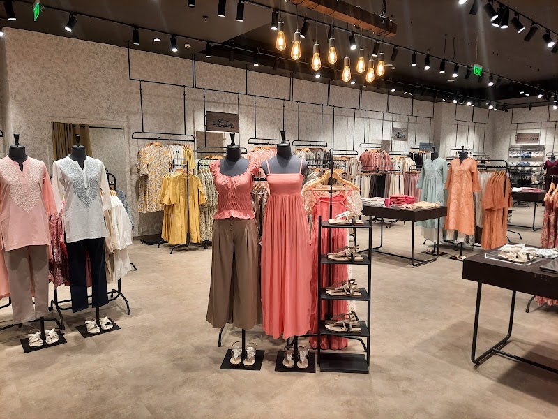 Utsa by Westside - Landmark Complex, Nagpur - Utsa by Westside - Landmark Complex, Nagpur Landmark Complex, 5 & 6, Wardha Rd, Ramdaspeth, Nagpur, Maharashtra 440012, India
