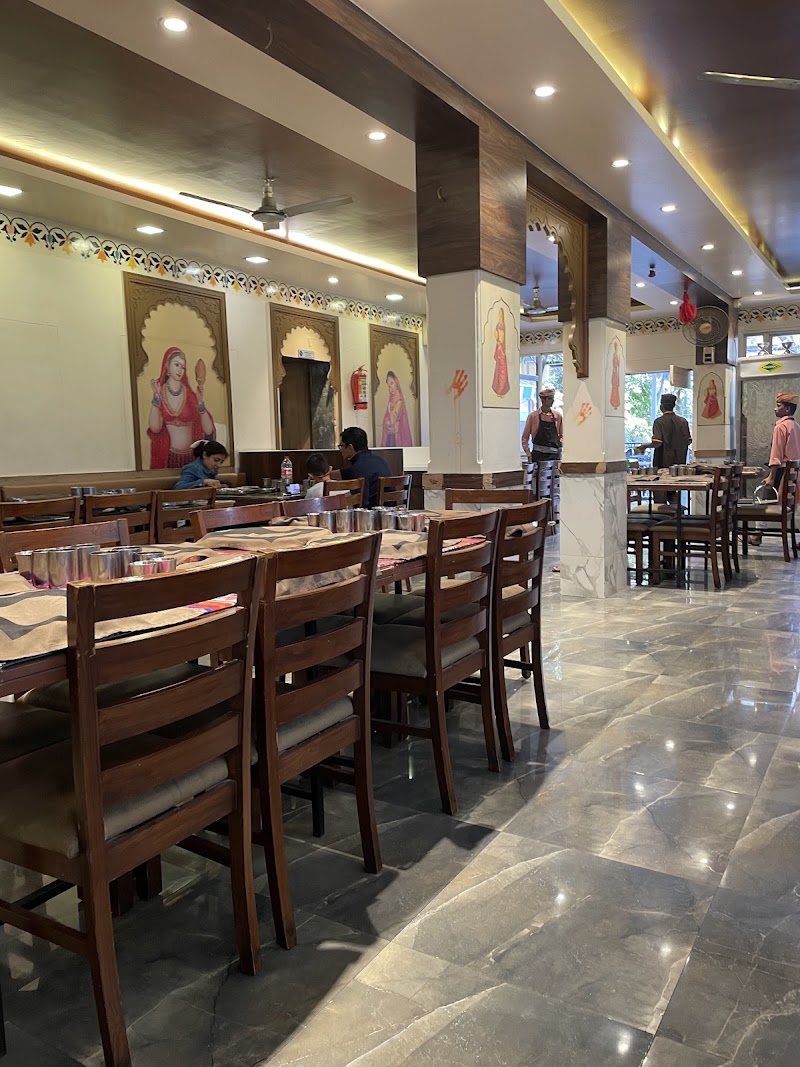 Shahi Bhoj Thali Restaurant - Shahi Bhoj Thali Restaurant 573/7 Beside Chhatrapati Sambhaji Garden, Ground Floor Hotel Sapna, Jangali Maharaj Rd, Shivajinagar, Pune, Maharashtra 411004, India